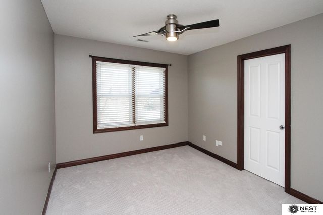 7521 S 41 Street, Lincoln, NE 68516