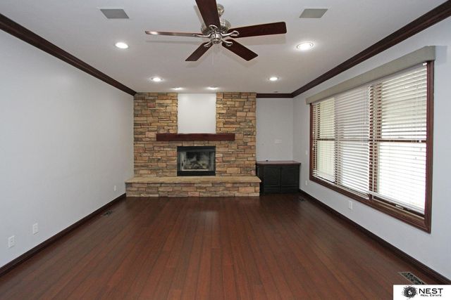 7521 S 41 Street, Lincoln, NE 68516