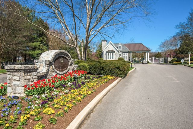 1450 Willowbrooke Cir, Franklin, TN 37069