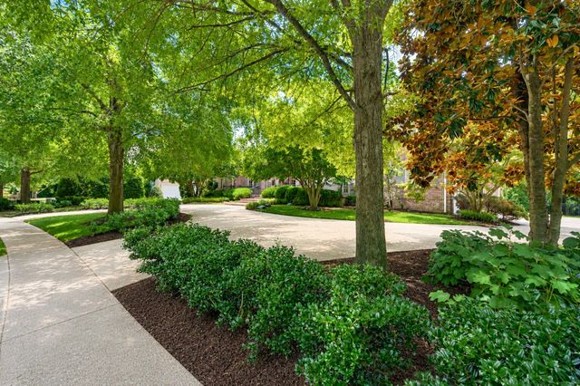 1450 Willowbrooke Cir, Franklin, TN 37069
