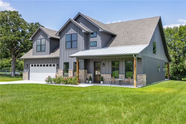 13291 Hopes Creek Road, College Station, TX 77845