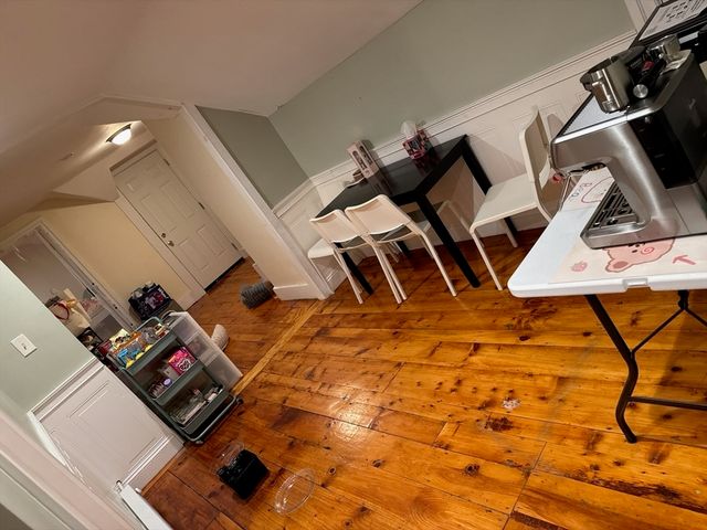 23 Lakewood St, Worcester, MA 01603