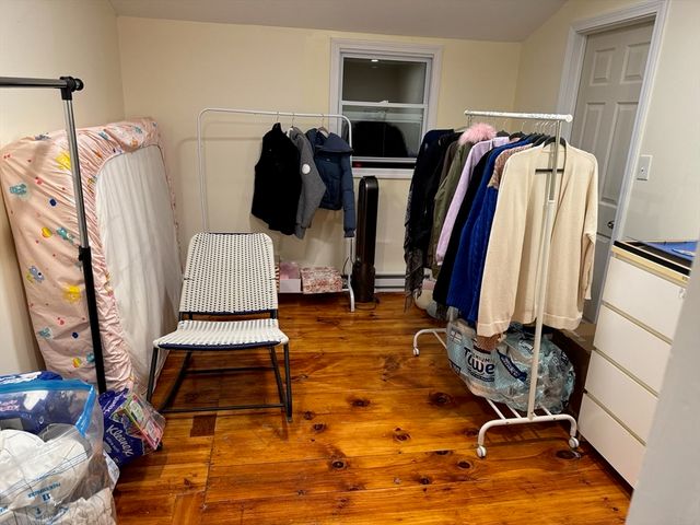 23 Lakewood St, Worcester, MA 01603