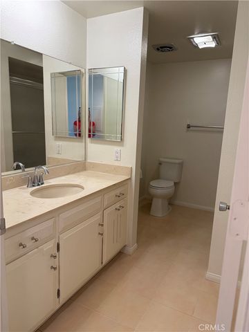 891 Ronda Sevilla O, Laguna Woods, CA 92637