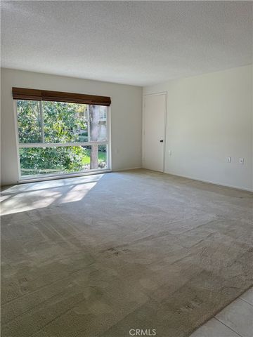 891 Ronda Sevilla O, Laguna Woods, CA 92637