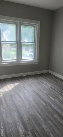 4128 Huron Street, Dearborn Heights, MI 48125