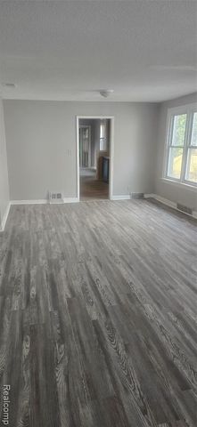 4128 Huron Street, Dearborn Heights, MI 48125