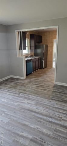 4128 Huron Street, Dearborn Heights, MI 48125