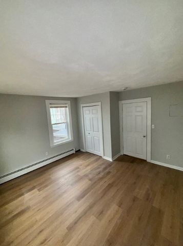 225 Florence St. 2nd fl, Boston, MA 02131