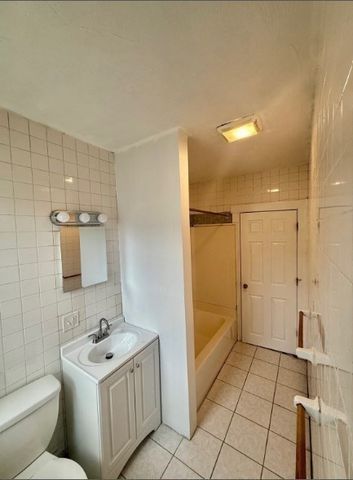 225 Florence St. 2nd fl, Boston, MA 02131