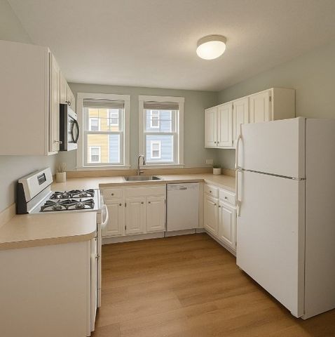 225 Florence St. 2nd fl, Boston, MA 02131