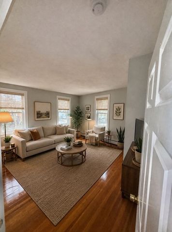 225 Florence St. 2nd fl, Boston, MA 02131