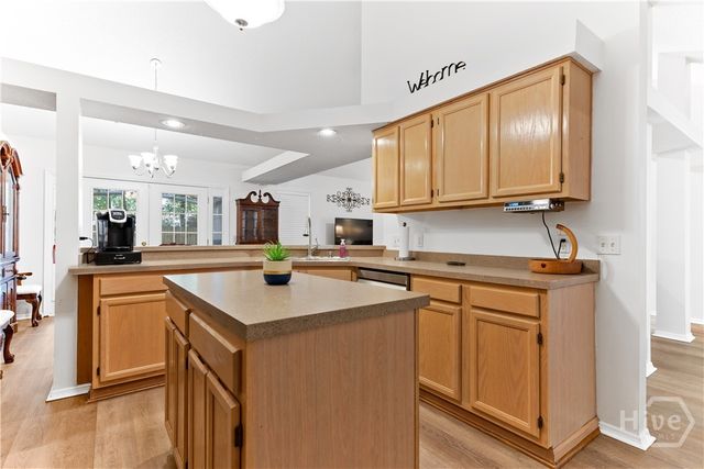 3 Tally Ho Court, Savannah, GA 31406