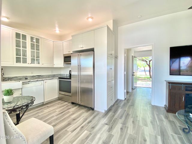 15602 N 37TH Street, Phoenix, AZ 85032