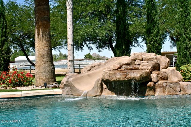 15602 N 37TH Street, Phoenix, AZ 85032