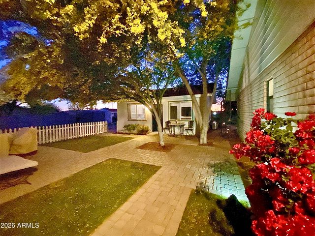 15602 N 37TH Street, Phoenix, AZ 85032