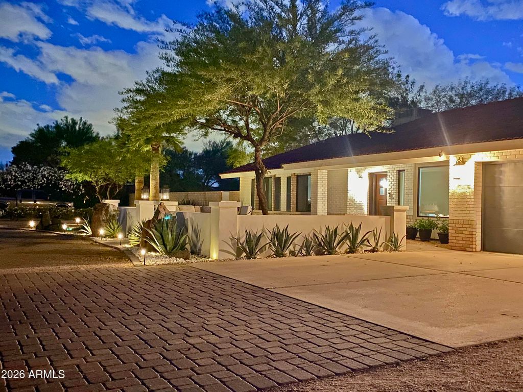 15602 N 37TH Street, Phoenix, AZ 85032 — photo 2