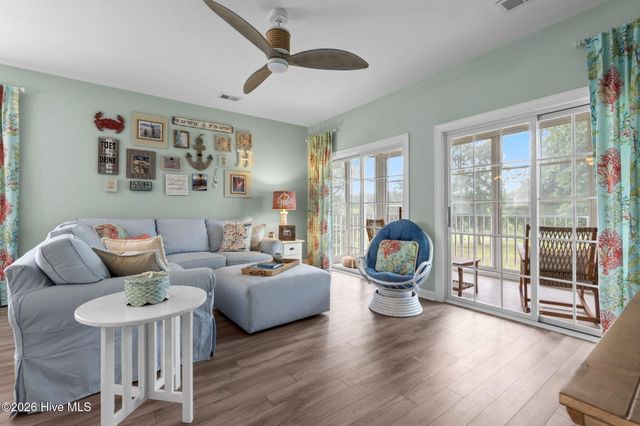 121 Crooked Gulley Circle Apt 3, Sunset Beach, NC 28468