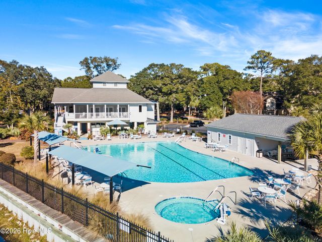 121 Crooked Gulley Circle Apt 3, Sunset Beach, NC 28468