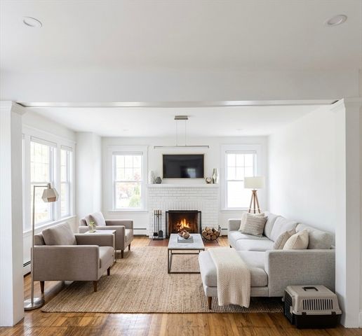 12 Hammondswood 1, Newton, MA 02467