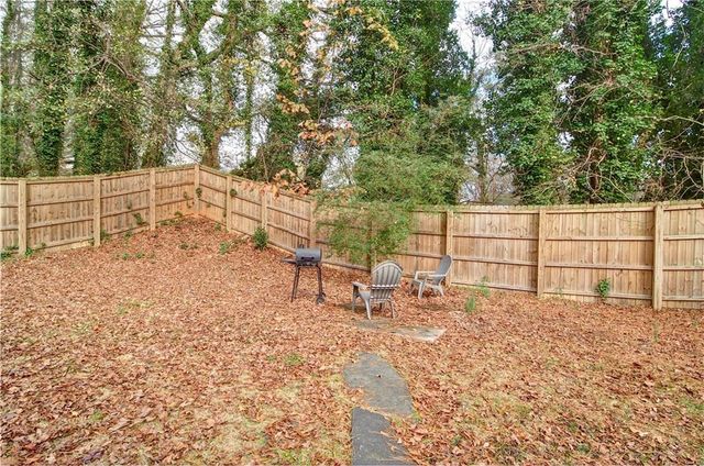 461 Meadowbrook SE Drive, Marietta, GA 30067