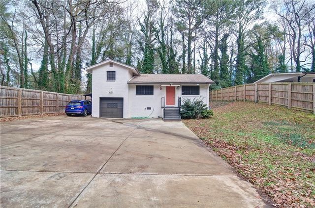 461 Meadowbrook SE Drive, Marietta, GA 30067