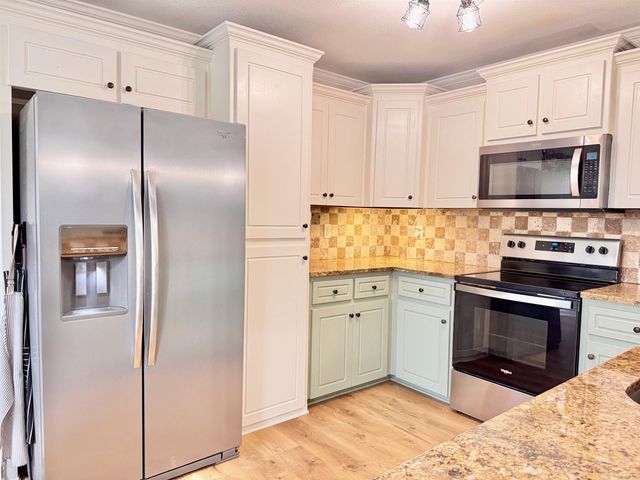 80 Bryson Drive, Ward, AR 72176