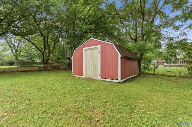 8413 Old Madison Pike, Madison, AL 35758