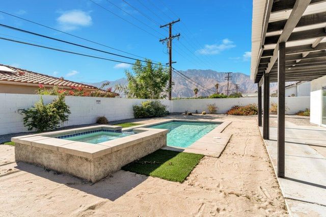 3015 E San Juan Road, Palm Springs, CA 92262