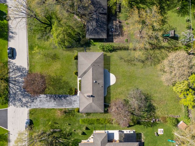404 Tomah Avenue, Prospect Heights, IL 60070