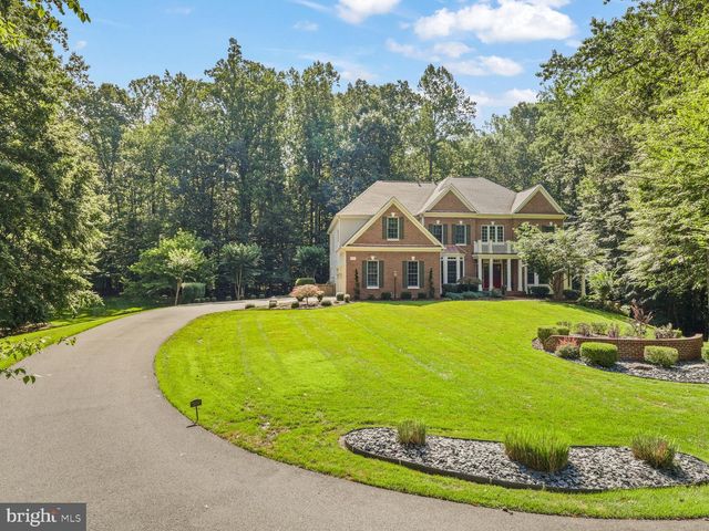 8197 COTTAGE ROSE CT, Fairfax Station, VA 22039