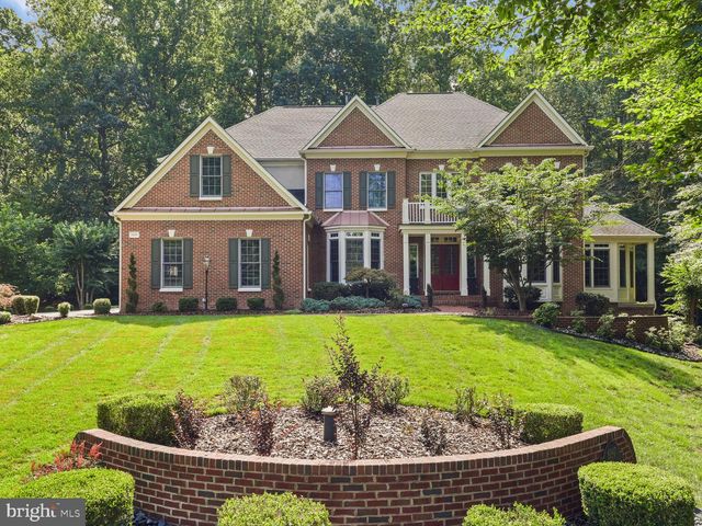 8197 COTTAGE ROSE CT, Fairfax Station, VA 22039