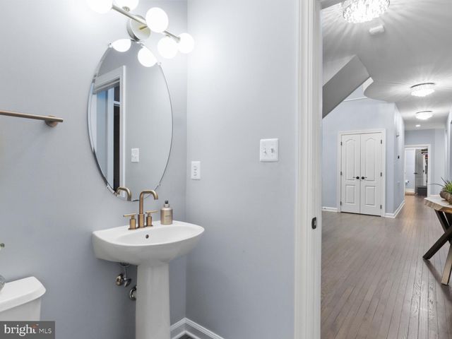 8197 COTTAGE ROSE CT, Fairfax Station, VA 22039