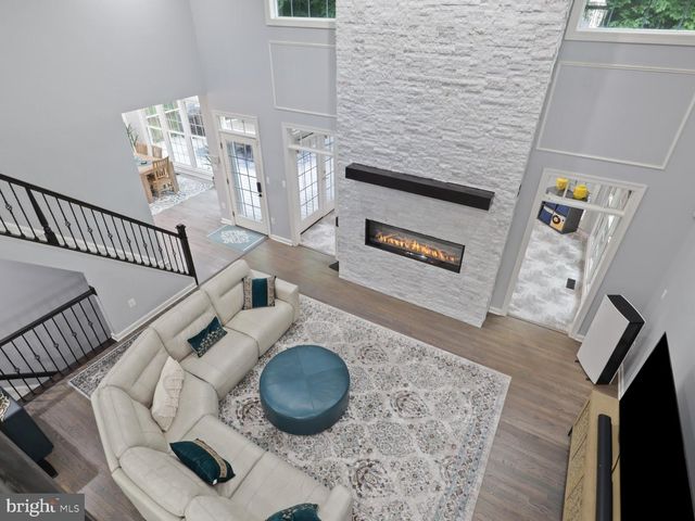 8197 COTTAGE ROSE CT, Fairfax Station, VA 22039