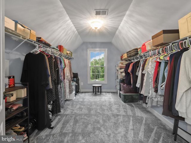 8197 COTTAGE ROSE CT, Fairfax Station, VA 22039