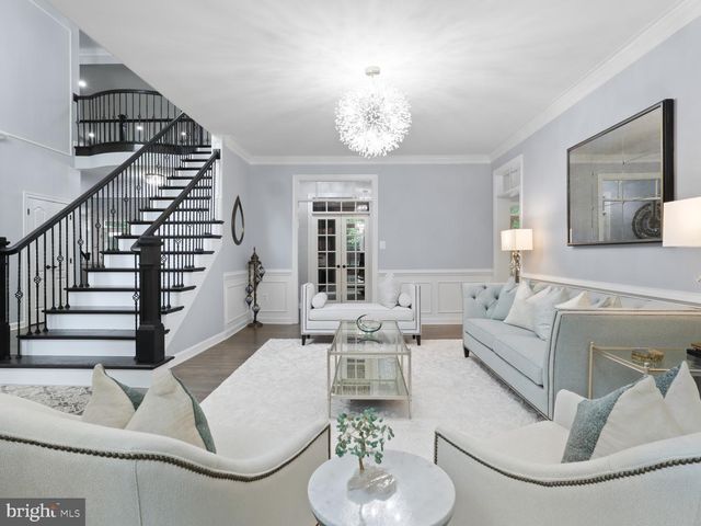 8197 COTTAGE ROSE CT, Fairfax Station, VA 22039