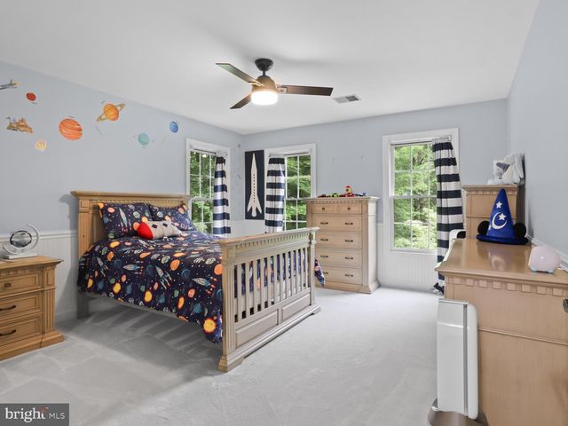 8197 COTTAGE ROSE CT, Fairfax Station, VA 22039