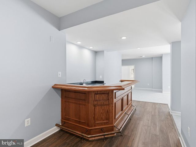 8197 COTTAGE ROSE CT, Fairfax Station, VA 22039