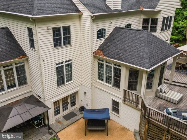 8197 COTTAGE ROSE CT, Fairfax Station, VA 22039