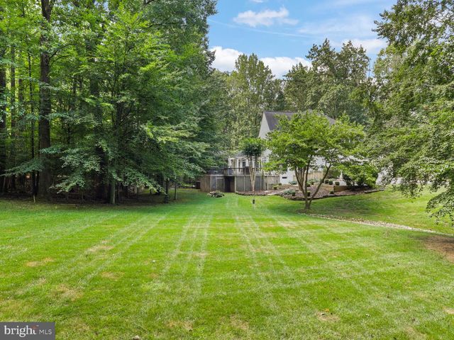 8197 COTTAGE ROSE CT, Fairfax Station, VA 22039