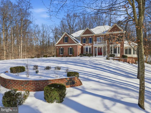 8197 COTTAGE ROSE CT, Fairfax Station, VA 22039