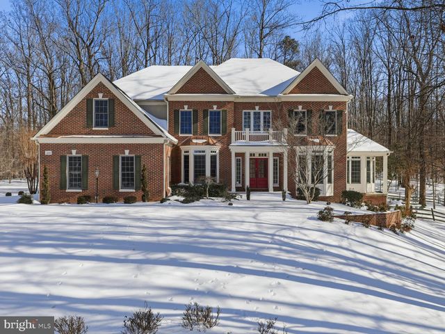 8197 COTTAGE ROSE CT, Fairfax Station, VA 22039