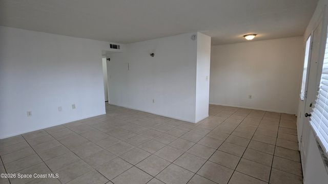 2170 Knox Mcrae Drive 8, Titusville, FL 32780