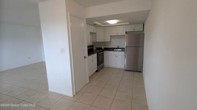 2170 Knox Mcrae Drive 8, Titusville, FL 32780