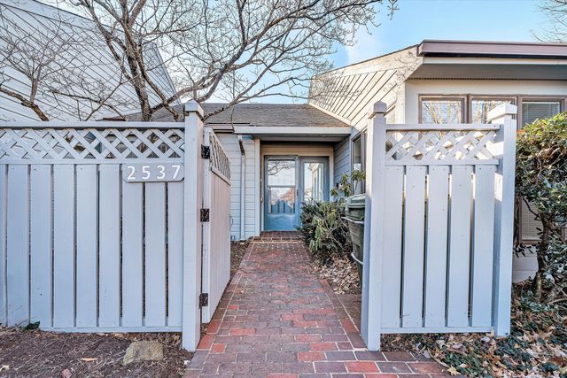 2537 South Clearing RD, Salem, VA 24153