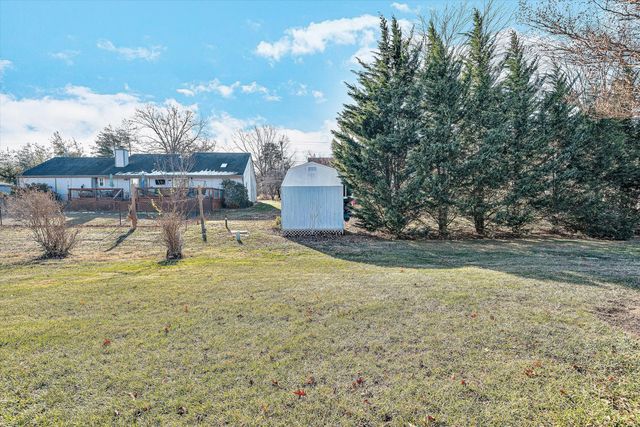 2537 South Clearing RD, Salem, VA 24153