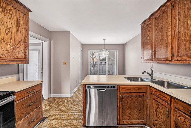 2537 South Clearing RD, Salem, VA 24153