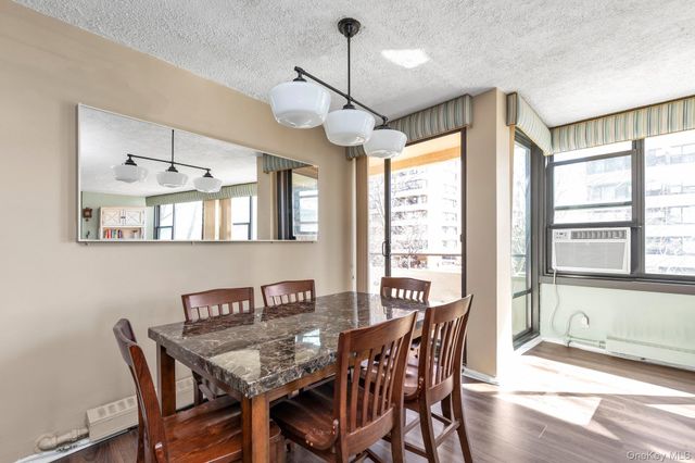 7-25 166 2A, Beechhurst, NY 11357