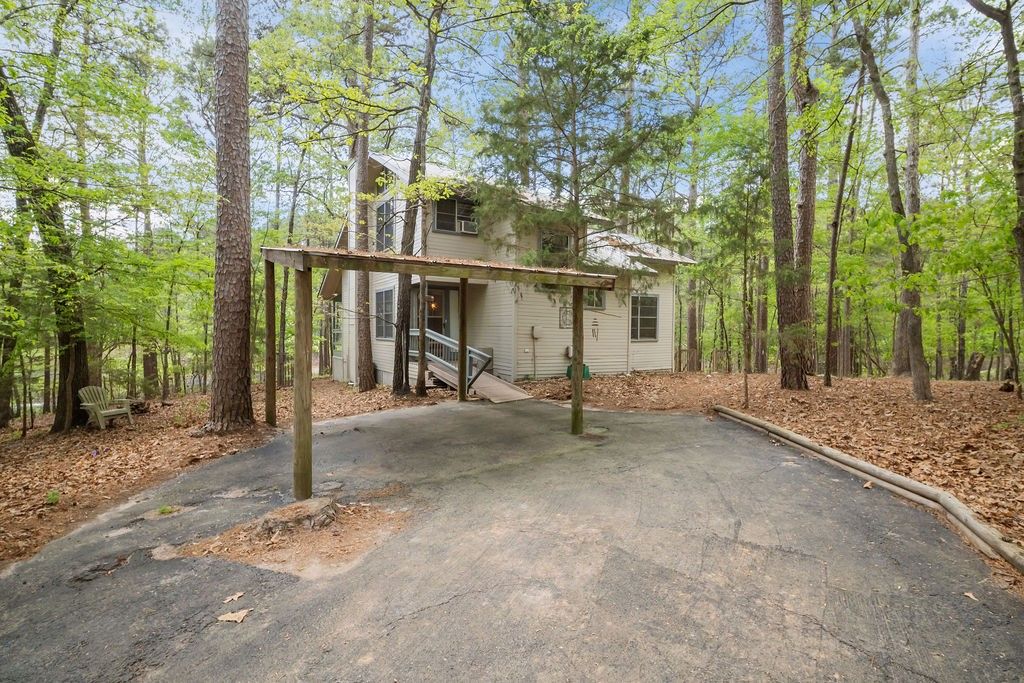 420 Private Road 8585, Winnsboro, TX 75494