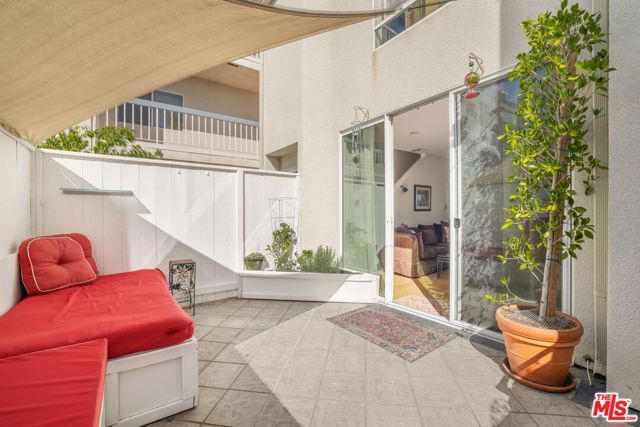 4242 Stansbury Avenue 116, Sherman Oaks, CA 91423